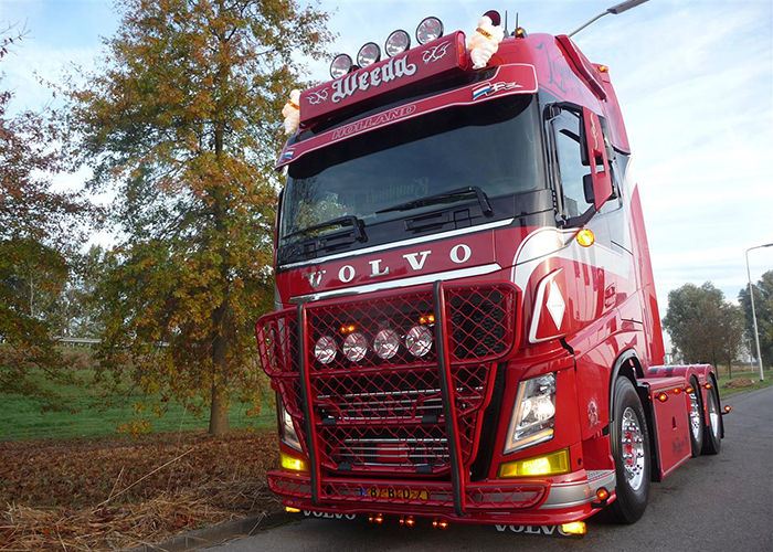 Stainless Steel 'VOLVO' letters