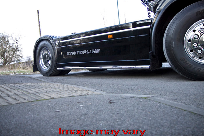 SideBars St. Steel Scania R2 wb.3,70m met lage sideskirts (uitlaat links zijkant midden) - 5 Amber LED