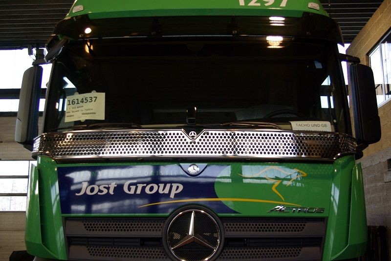 Stainless Steel Stoneguard for Mercedes