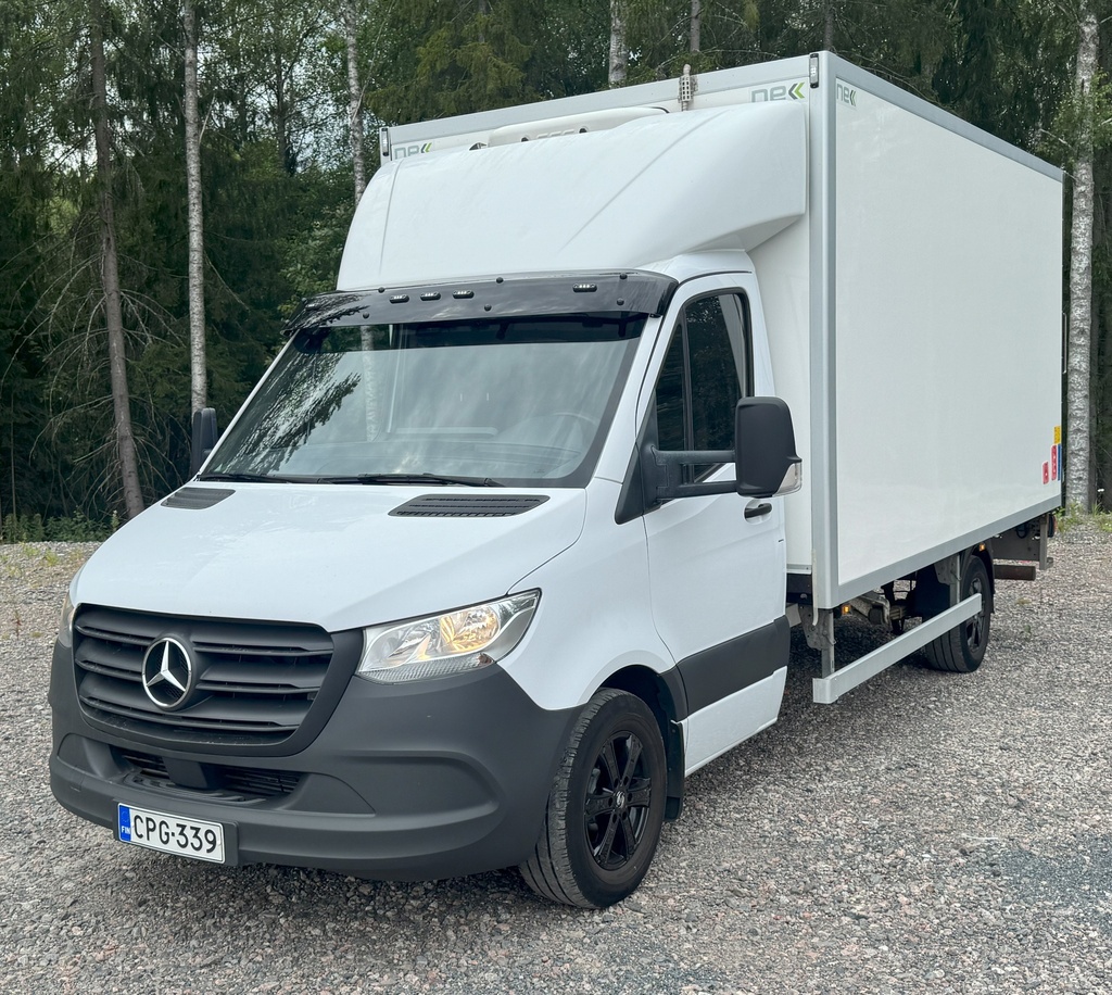 Zonneklep voor Mercedes Sprinter 2006+ & Volkswagen Crafter 2006-2017 | 5 Positielichten