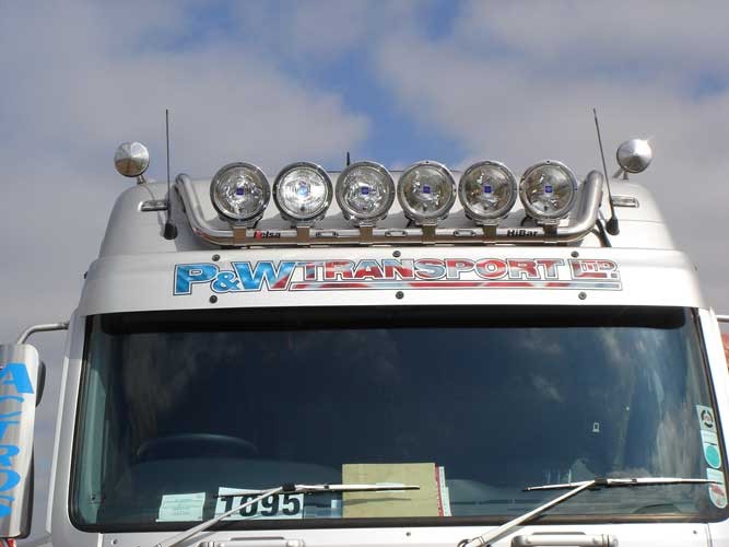 HiBar St. Steel Mercedes ACTROS MP2 MEGASPACE - Drop-Down