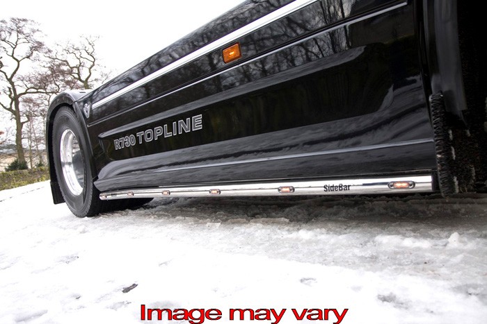 Aluminum SideBars for Scania R2 with Low Sideskirts (Exhaust on Front of Left Side) | 5 Amber LEDs