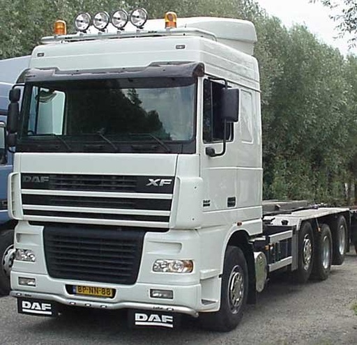 Aluminum HiBar for DAF XF95/105/106 Space Cab | Wide Model - Roof Mounting