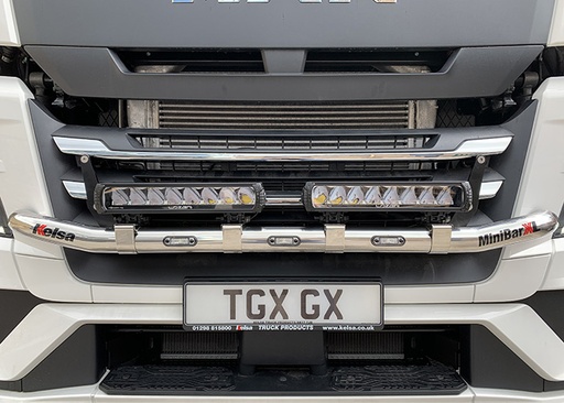 [82MMBS20XL] RVS MiniBar XL voor MAN TG3 GX & GM Cabine met Kunststof Bumper