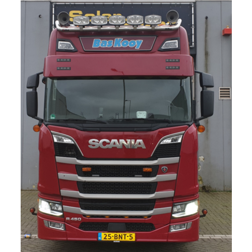 [7SCNG4AFBN4] Zonneklep voor Scania NextGen | Rechte Onderkant | 4 Lampgaten