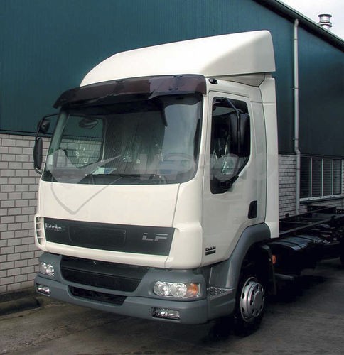 [75067472] ZONNEKLEP voor DAF LF | STANDAARD DAK ZONDER SPIEGEL