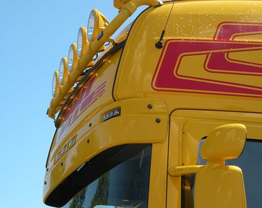 [75152872] Plexi voor XL-Zonneklep Scania 4 & R-Serie tot 2013 Topline met 5 Lampgaten voor Markeerlichten