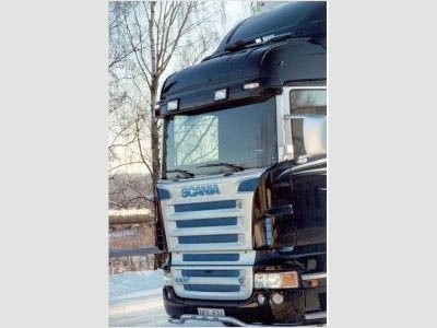 [75141872] Plexi voor Zonneklep Scania 4 & R-Serie tot 2013 Topline met Lampgaten voor 2 Markeerlichten & 2 Verstralers